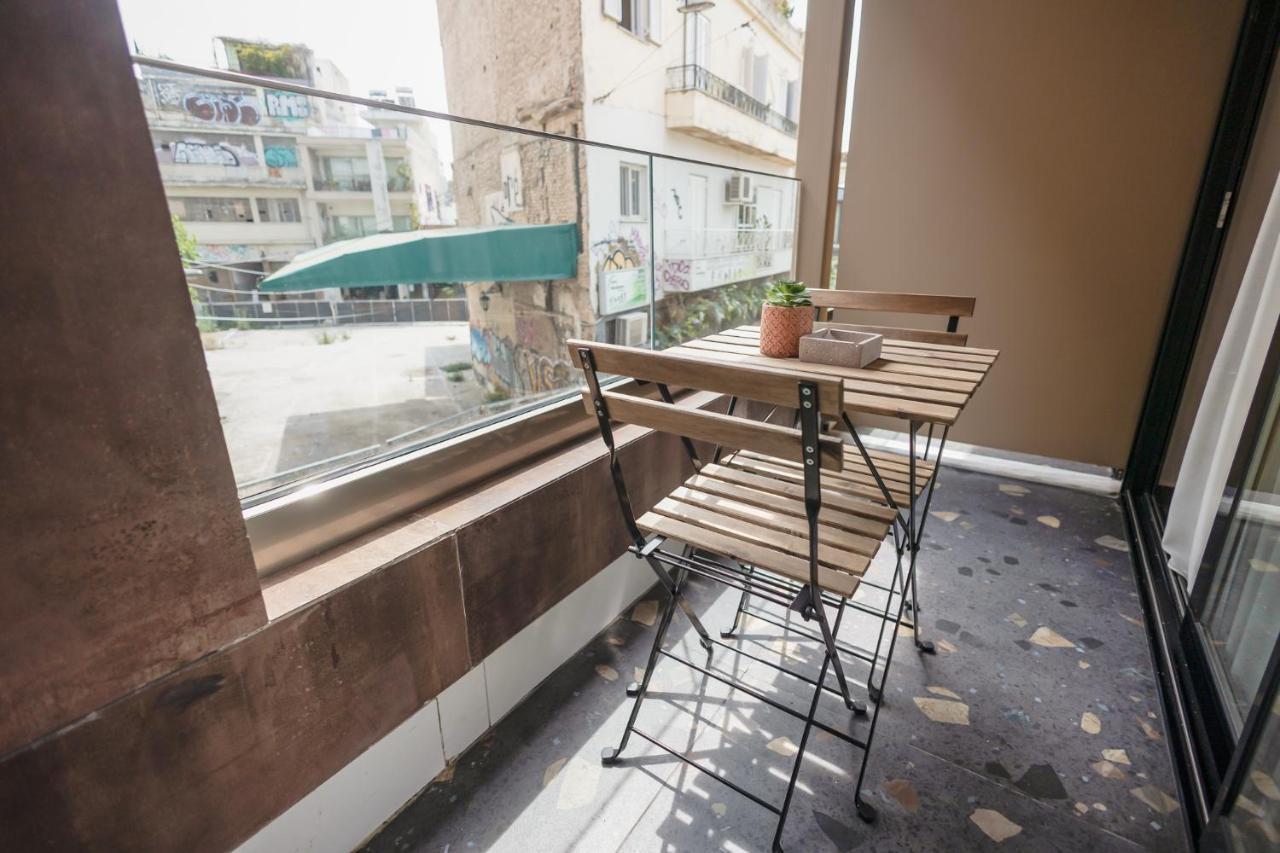 Life * Athens